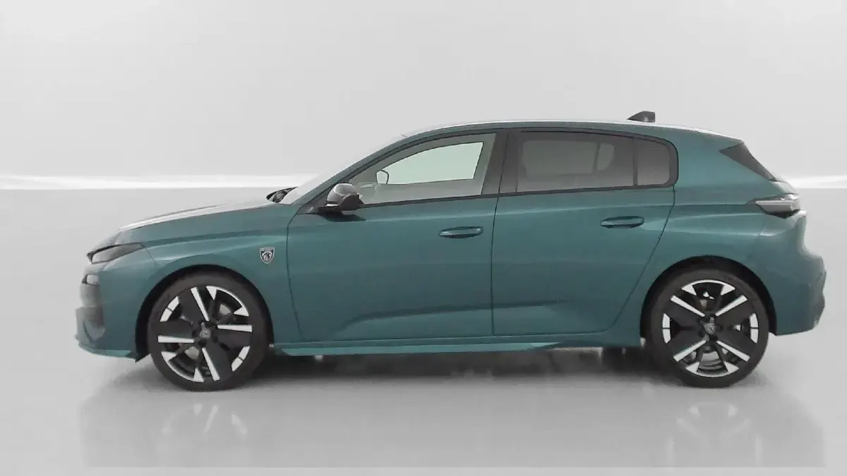 Neu Peugeot 308 GT 145 PS (106 kW) 2026 Bleu lagoa Limousine