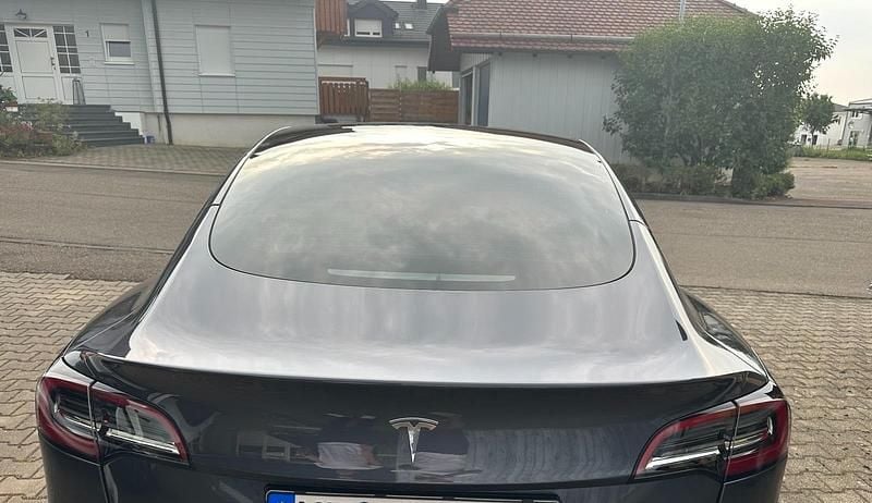 Gebraucht Tesla Model 3 Standard Range 235 kW (320 PS) 2023 Grau Limousine