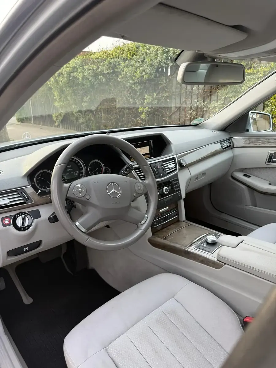 Brugt Mercedes E350 Elegance 292 HK (214 kW) 2009 Sedan