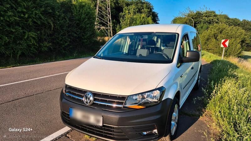 Weiß Gebraucht 2016 VW Caddy Maxi Van / Kleinbus | 9.850 € - Bild 1/2