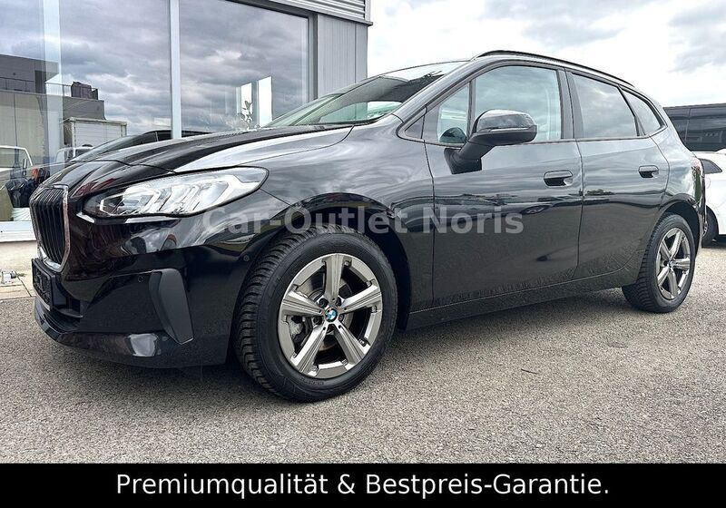 Schwarz Gebraucht 2022 BMW 218 Active Tourer Performance Van / Kleinbus | 24.990 € (Guter Preis) - Bild 1/4