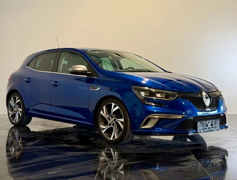 Blau Gebraucht 2017 Renault Mégane IV Bose Edition Limousine | 14.990 € (Guter Preis) - Bild 1/4