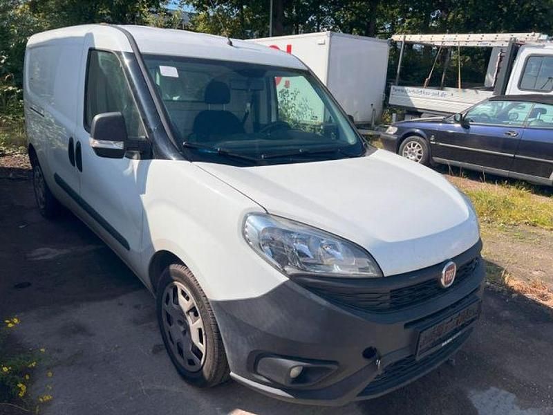Bianco banchisa/pack/canova/sant Gebraucht 2018 Fiat Doblò Van / Kleinbus | 3.999 € (Superpreis) - Bild 1/4