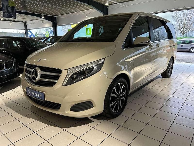 Gebraucht Mercedes V200 Avantgarde 163 PS (119 kW) 2016 Kieselgrau Van / Kleinbus