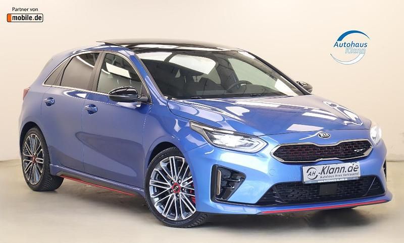 Blau Gebraucht 2020 Kia Ceed GT GT Limousine | 19.999 € (Etwas zu teuer) - Bild 1/4