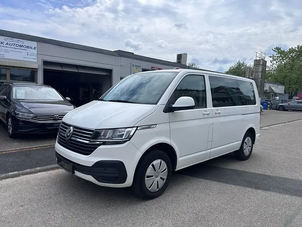 Gebraucht VW Caravelle 150 PS (110 kW) 2021 Candyweiss Van