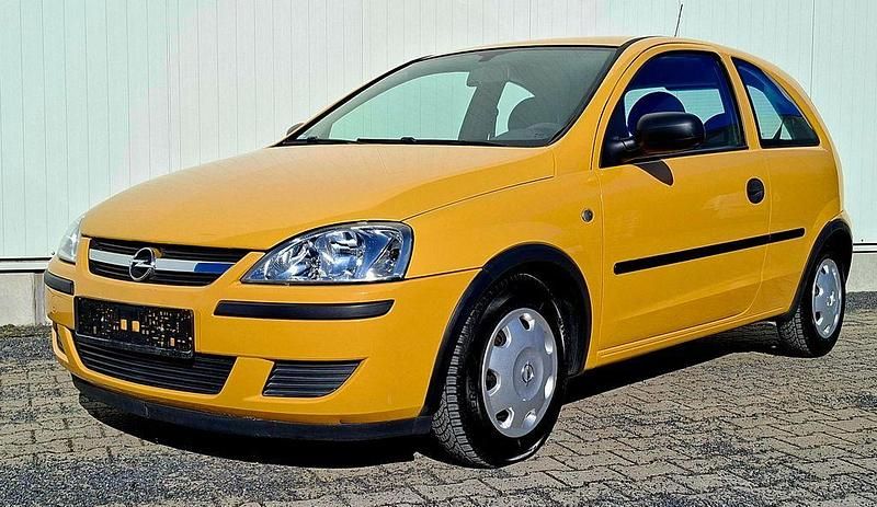Second-hand Opel Corsa 60 CP (44 kW) 2006 Galben Hatchback