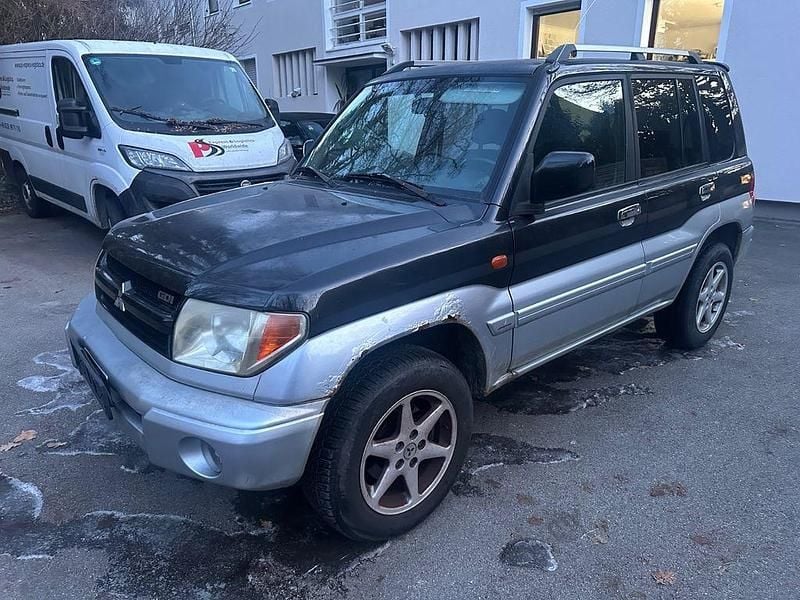 Schwarz Gebraucht 2005 Mitsubishi Pajero Intense SUV | 2.888 € (Superpreis) - Bild 1/4