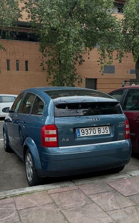 Gebraucht Audi A2 75 PS (55 kW) 2001 Blau Kleinwagen