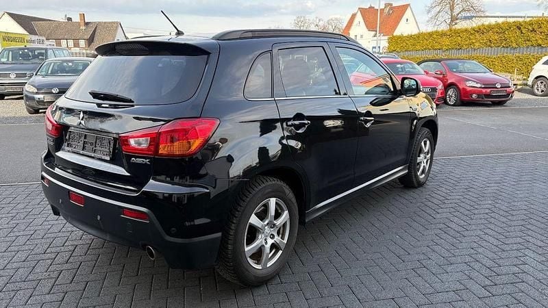 Gebraucht Mitsubishi ASX Intense 150 PS (110 kW) 2011 Schwarz SUV