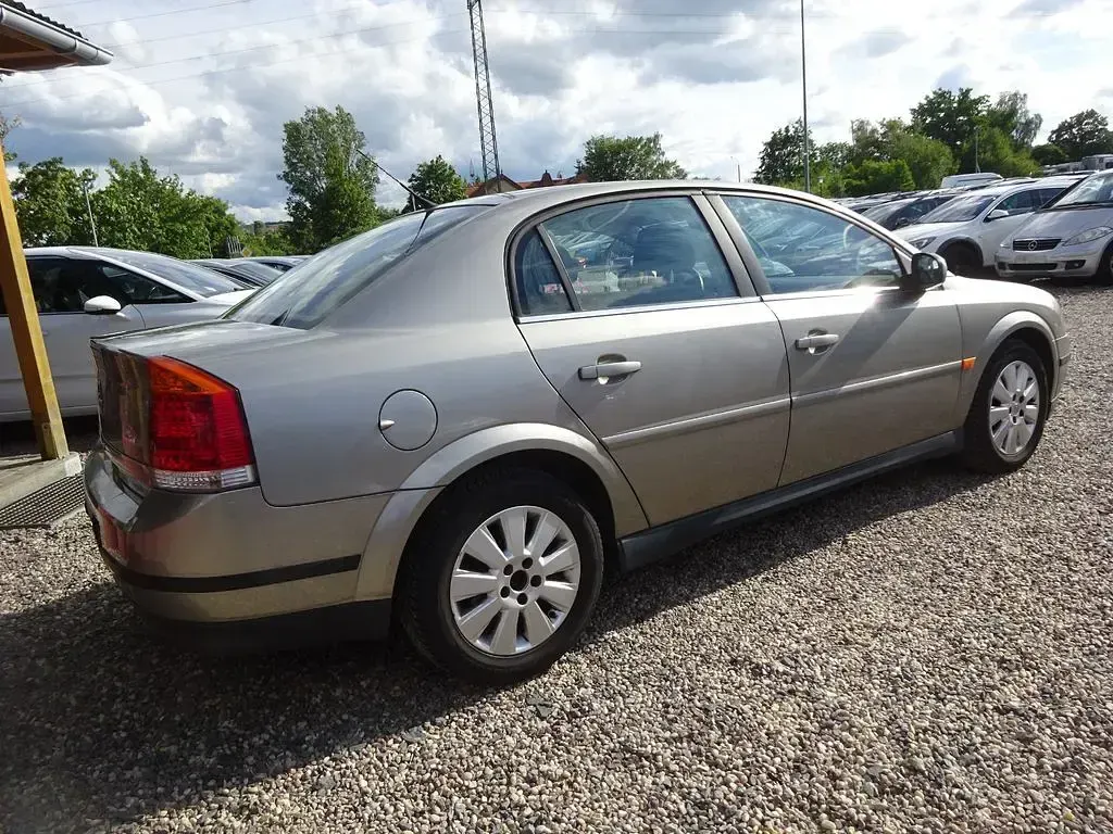 Gebraucht Opel Vectra Elegance 147 PS (108 kW) 2003 Grau Limousine