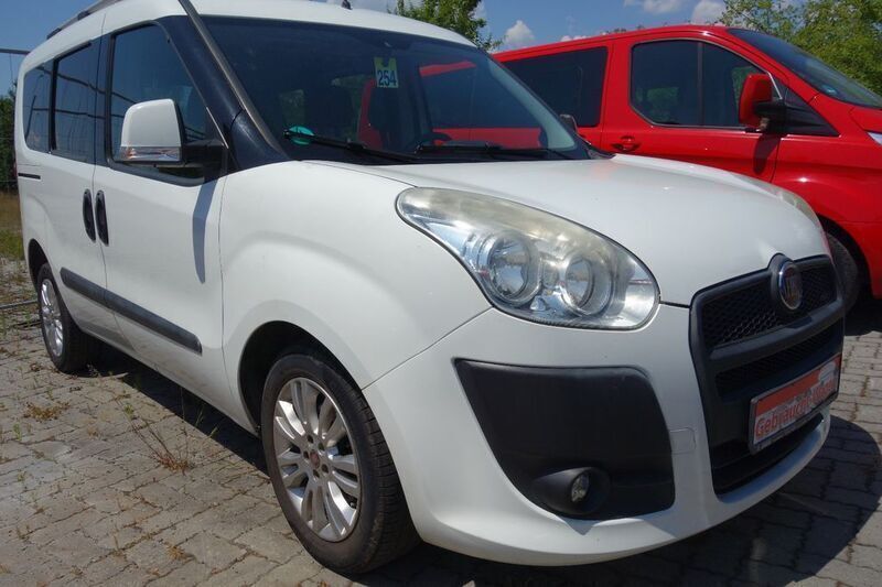 Weiß Gebraucht 2014 Fiat Doblò Van / Kleinbus | 4.850 € (Fairer Preis) - Bild 1/3