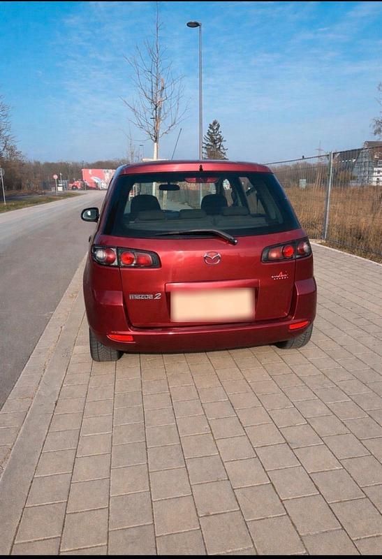 Gebraucht Mazda 2 90 PS (66 kW) 2007 Rot Kleinwagen