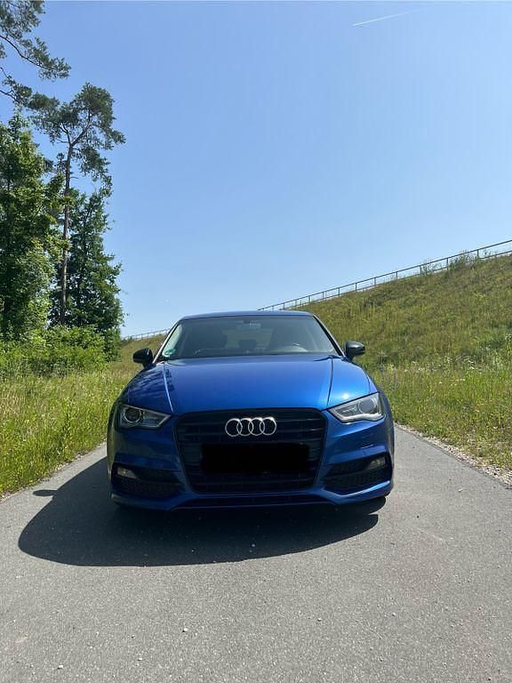 Gebraucht Audi A3 Ambition 125 PS (91 kW) 2015 Blau Limousine