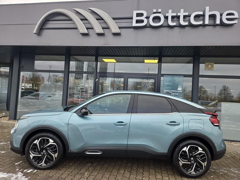 Gebraucht Citroën C4 131 PS (96 kW) 2023 Lackierung olbia blau/typ aussenverkleidung metalliclackierung Limousine