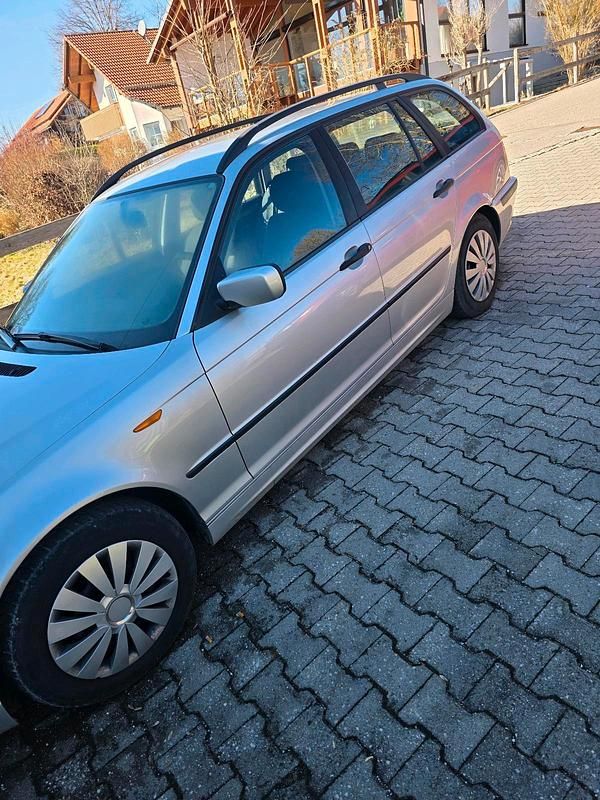 Gebraucht BMW 316 116 PS (85 kW) 2002 Grau Limousine