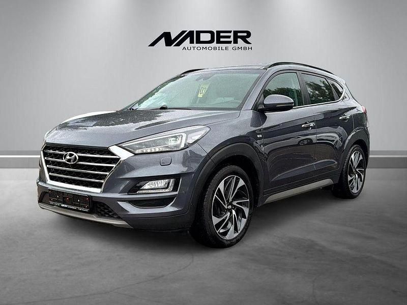 Grau Gebraucht 2020 Hyundai Tucson Premium SUV | 19.990 € (Fairer Preis) - Bild 1/4