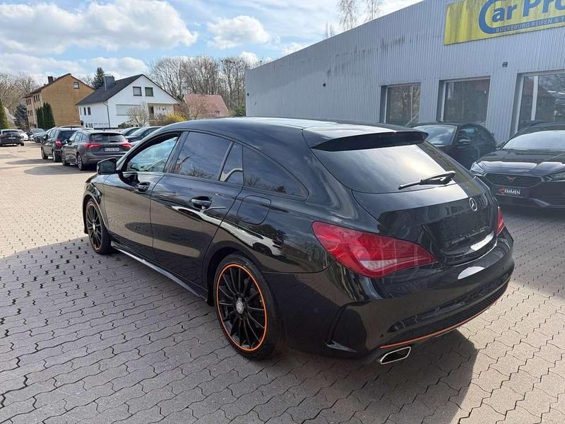 Gebraucht Mercedes CLA250 Edition 211 PS (155 kW) 2015 Kosmosschwarz Coupé