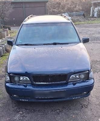Blau Gebraucht 1999 Volvo S70 Limousine | 870 € - Bild 1/4