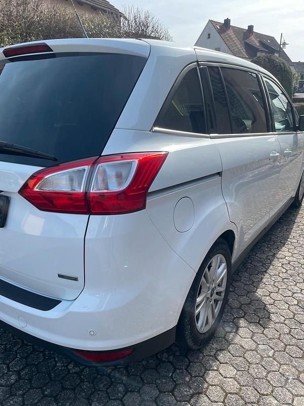 Gebraucht Ford C-MAX Titanium 125 PS (91 kW) 2013 Weiß Van / Kleinbus