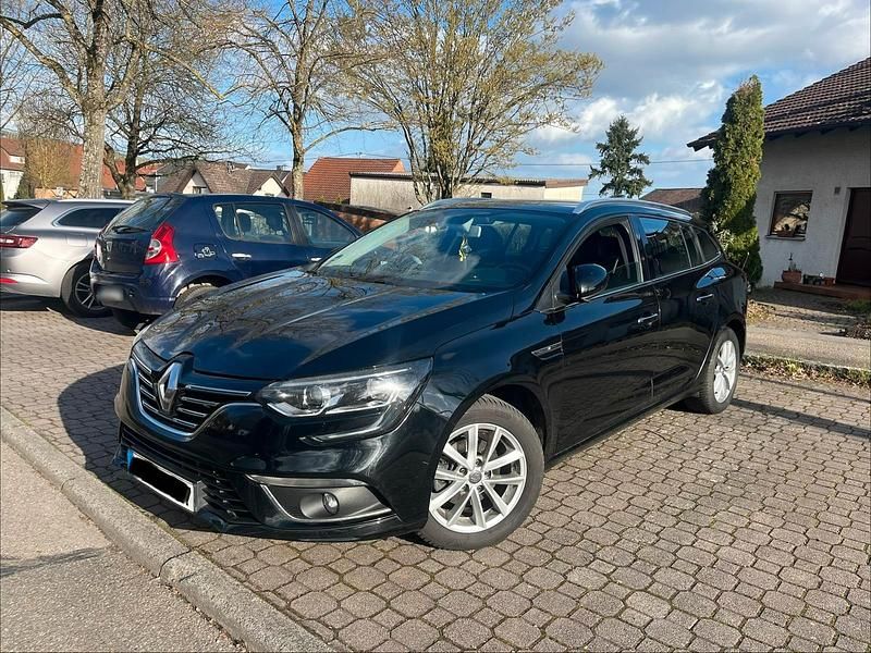 Gebraucht Renault Mégane IV 131 PS (96 kW) 2017 Schwarz Kombi
