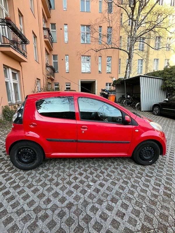 Gebraucht Citroën C1 68 PS (50 kW) 2008 Rot Kleinwagen