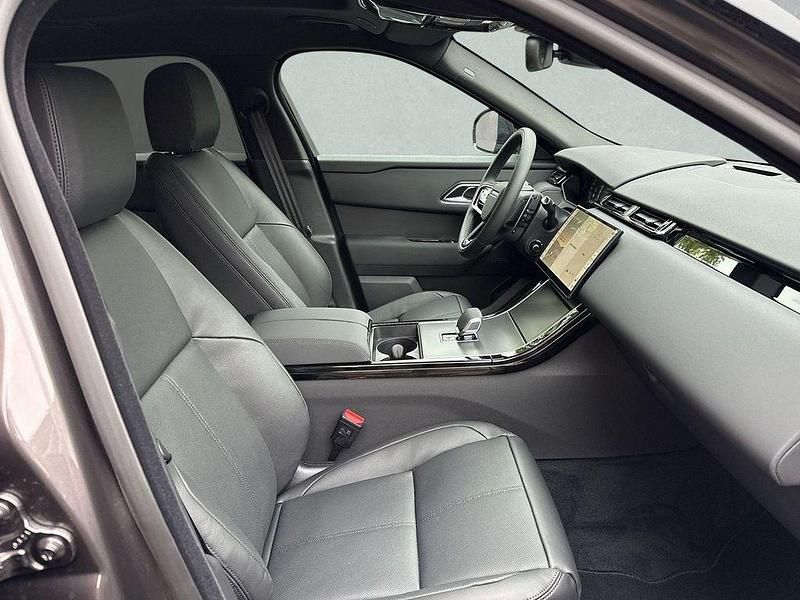 Gebraucht Land Rover Range Rover Velar SE Dynamic 404 PS (297 kW) 2025 Charente grey SUV