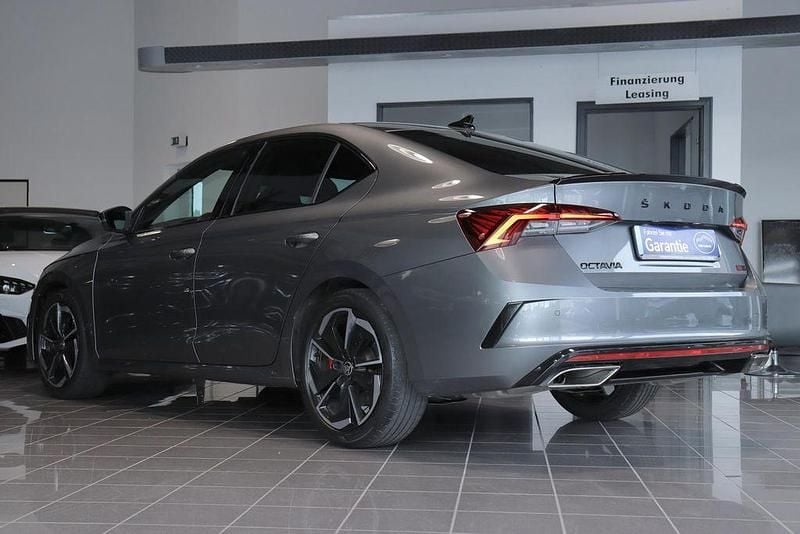 Gebraucht Skoda Octavia RS 245 PS (180 kW) 2022 Grau Limousine