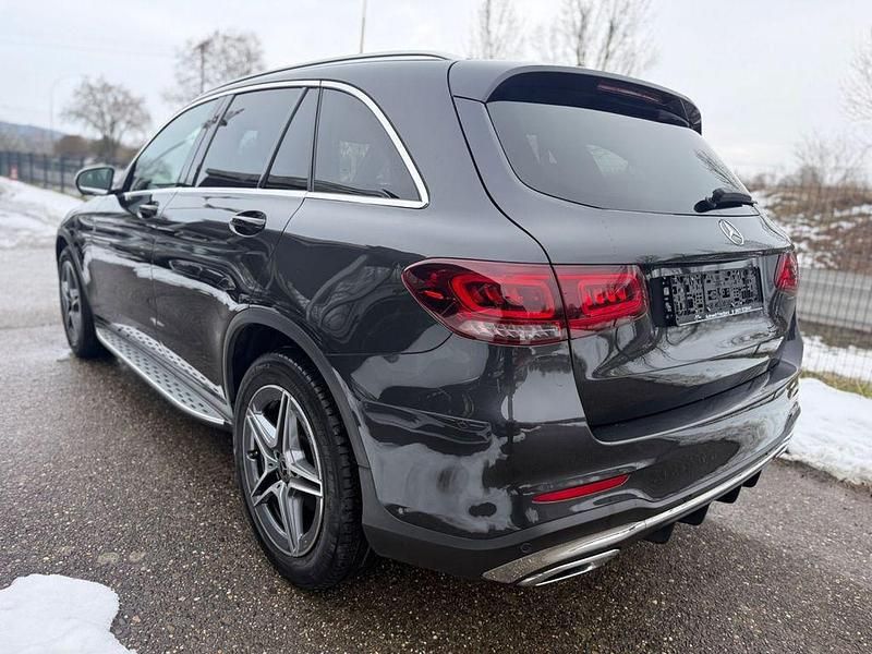 Gebraucht Mercedes GLC400d AMG 330 PS (242 kW) 2021 Grafitgrau  metalliclack SUV