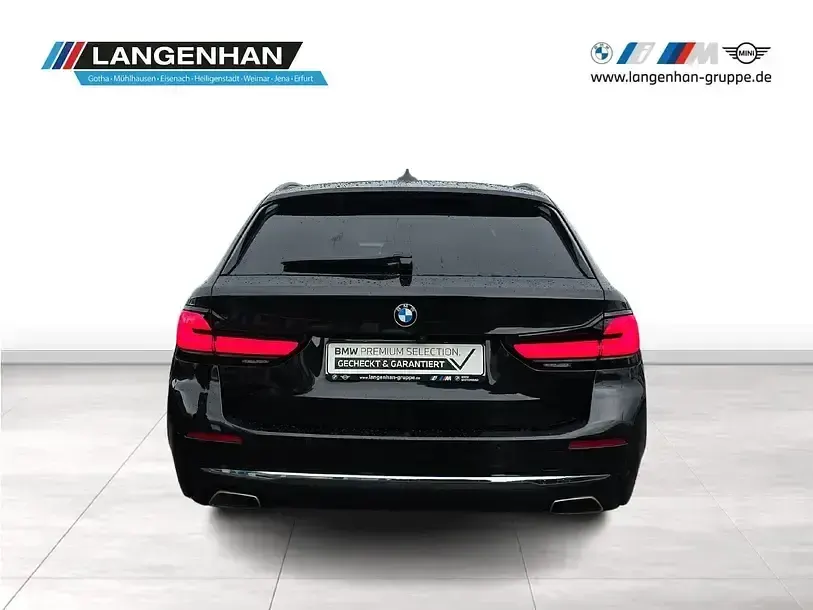Używany BMW 530 Efficient Dynamics 286 KM (210 kW) 2023 Czarny Kombi