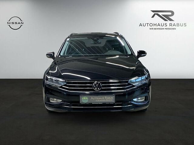 Gebraucht VW Passat Business 150 PS (110 kW) 2023 Schwarz Kombi