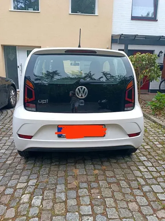 Gebraucht VW up! take up! 60 PS (44 kW) 2019 Weiß Kleinwagen
