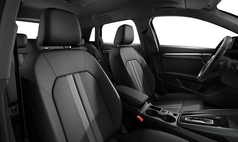 Gebraucht Audi A3 Advanced Plus 150 PS (110 kW) 2025 Schwarz Limousine