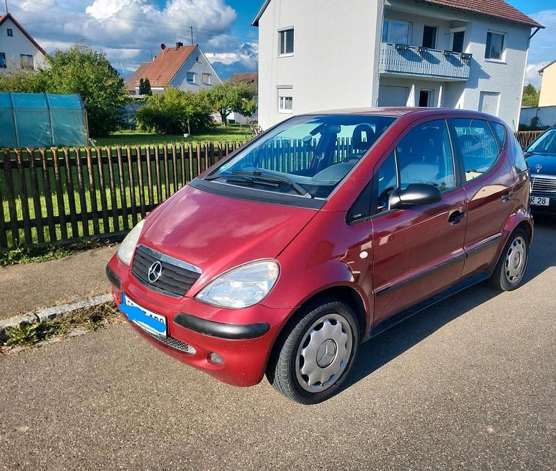 Gebraucht 2001 Mercedes A140 Kleinwagen | 700 € - Bild 1/4