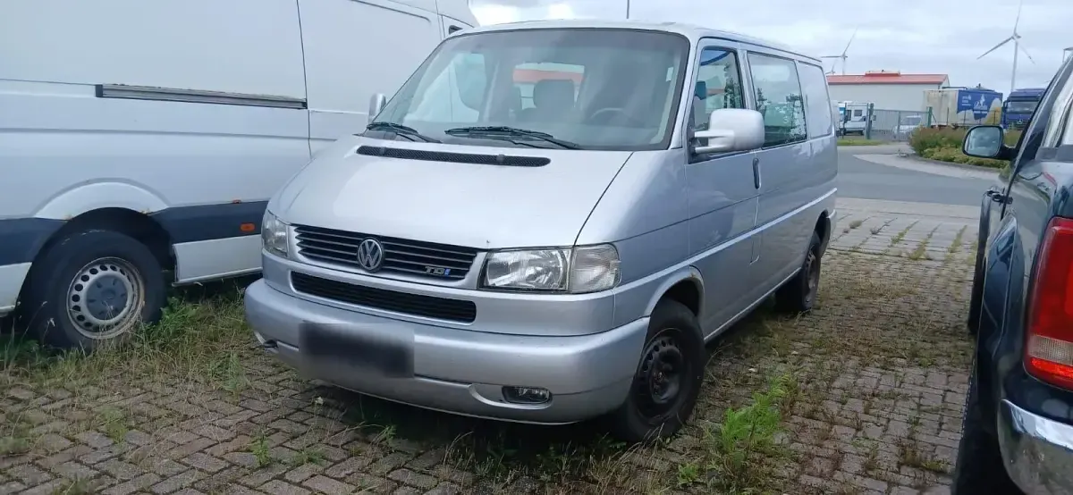 Gebraucht VW T4 88 PS (64 kW) 2000 Andere farben Van