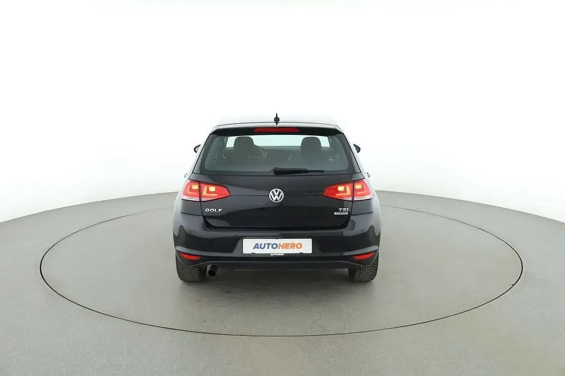 Second-hand VW Golf VII Comfortline 2015 Negru Berlinǎ