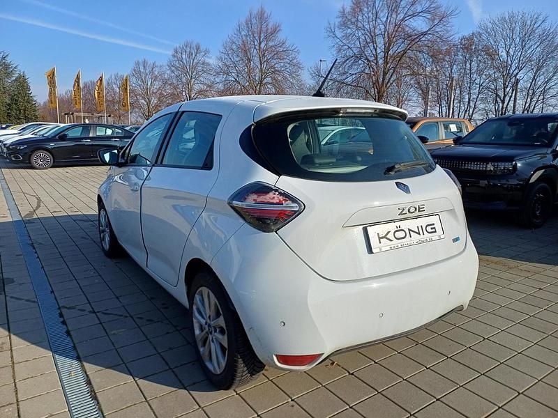 Gebraucht Renault Zoe Expression 50 kW (68 PS) 2020 Weiß Kleinwagen