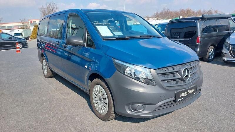 Gebraucht Mercedes Vito 136 PS (100 kW) 2022 Stahlblau Van