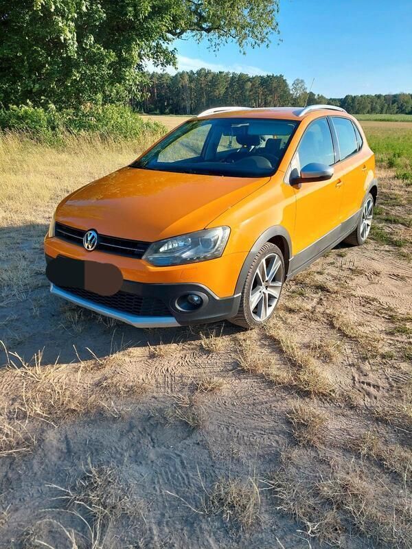 Orange Gebraucht 2011 VW Polo Cross Kleinwagen | 7.300 € (Fairer Preis) - Bild 1/4
