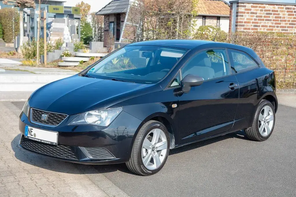 Gebraucht Seat Ibiza SC Reference 69 PS (50 kW) 2013 Schwarz Kleinwagen
