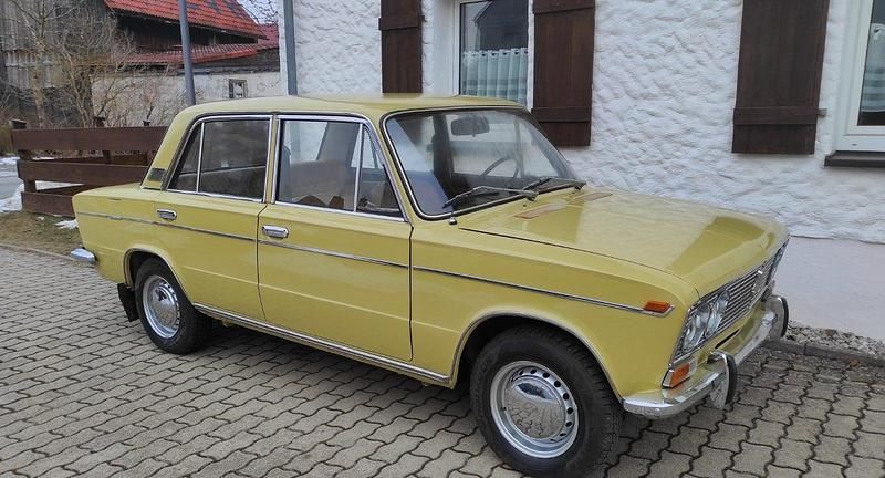 Usata Lada 2103 75 CV (55 kW) 1974 Giallo Berlina