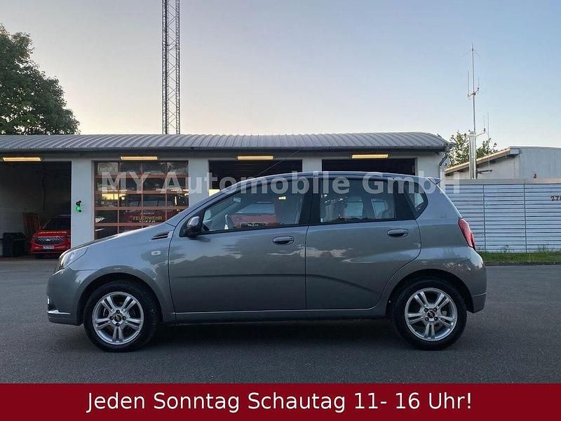 Gebraucht Chevrolet Aveo LT 101 PS (74 kW) 2011 Grau Kleinwagen