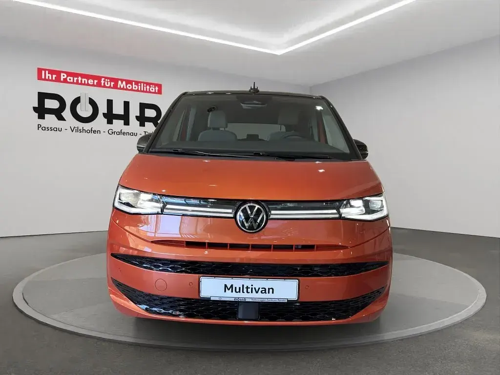 Używany VW T7 Edition 150 KM (110 kW) 2026 Czarny Van