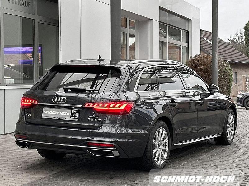 Gebraucht Audi A4 Comfort 150 PS (110 kW) 2024 Grau Kombi
