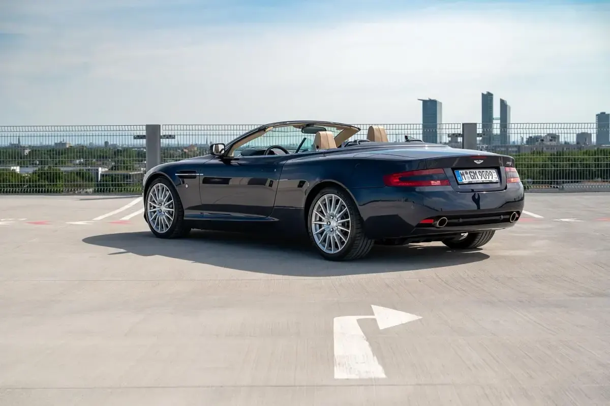 Gebraucht Aston Martin DB9 457 PS (336 kW) 2007 Blau Cabrio