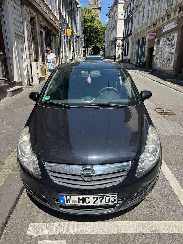 Używany Opel Corsa 80 KM (58 kW) 2008 Sedan/Limuzyna