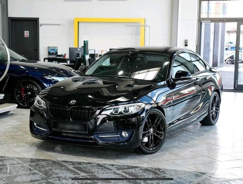 Schwarz Gebraucht 2014 BMW 220 Performance Coupé | 15.700 € (Etwas zu teuer) - Bild 1/4