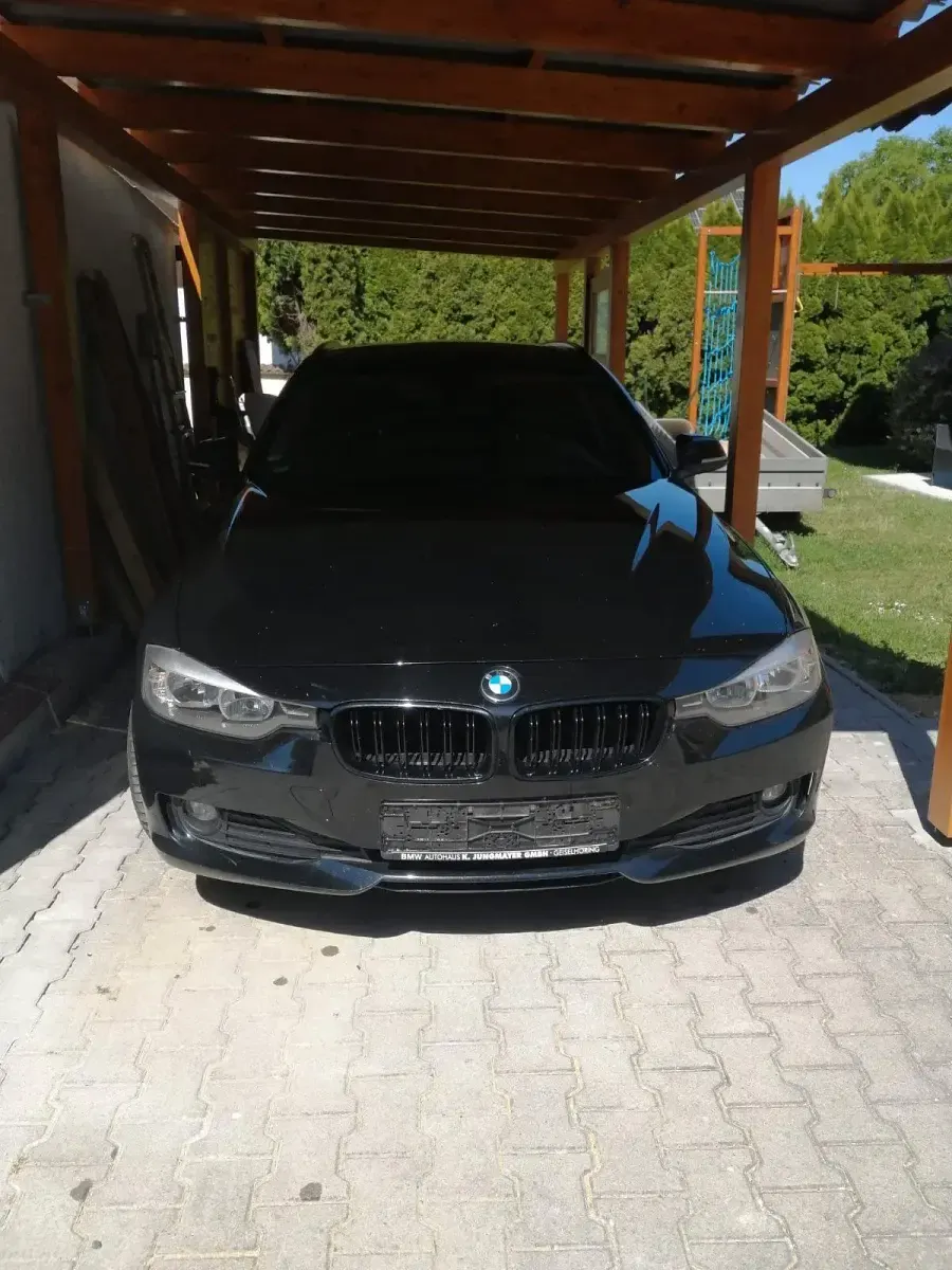 Gebraucht BMW 320 184 PS (135 kW) 2014 Schwarz Kombi