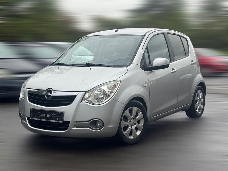 Silber Gebraucht 2009 Opel Agila Edition Limousine | 3.390 € (Fairer Preis) - Bild 1/4