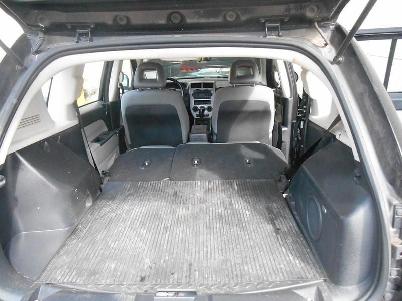 Usado Jeep Compass 170 HP (125 kW) 2008 Preto SUV